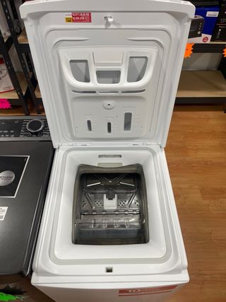 Lavadora carga superior Privileg 6kg 1200rpm