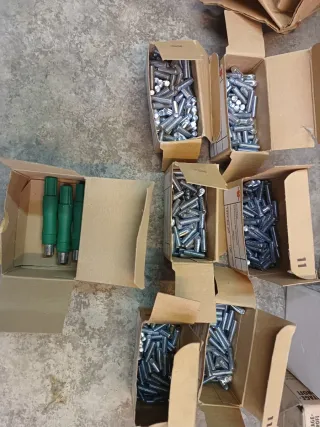 Lote tornillería y fijaciones WÜRTH- Liquidación