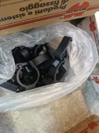 Lote tornillería y fijaciones WÜRTH- Liquidación