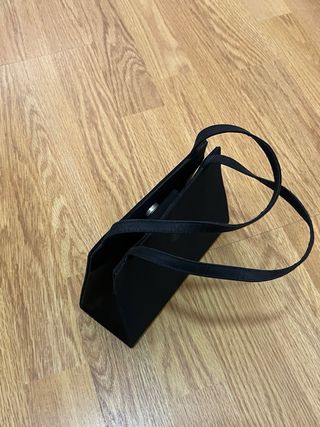 Bolso de fiesta negro con pedrería