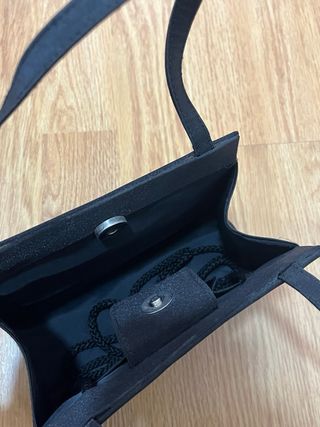 Bolso de fiesta negro con pedrería