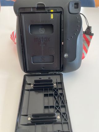 Cámara Fujifilm Instax Mini 8 Negra