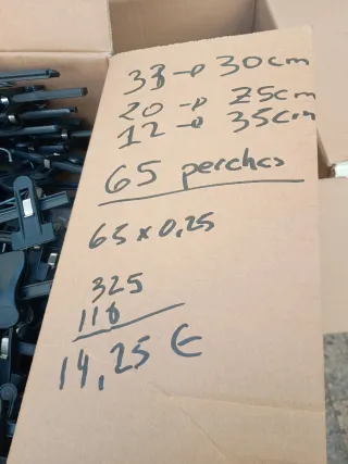 Perchas de Pinza Negras