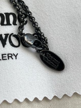 Collar Vivienne Westwood Tiny ORB Rojo