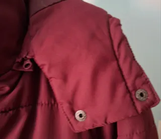 Plumas largo burdeos