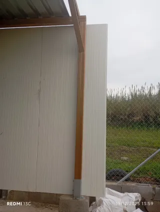 Panel Sándwich Aislante,