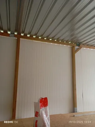 Panel Sándwich Aislante,