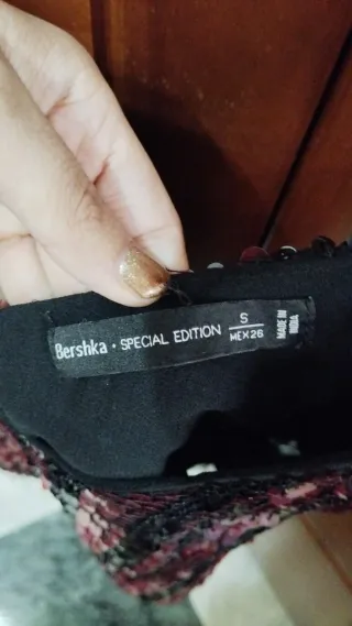 Top lentejuelas negro y morado