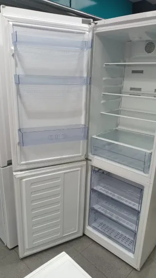 Nevera de la marca Beko con eficiencia energéti