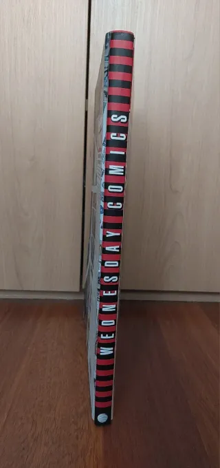 Wednesday Cómics. DC. Brian Azzarello Dave Gibbons