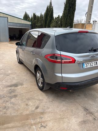 Ford S-MAX 2010