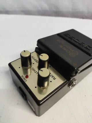 Pedal Boss CE-2B Bass Chorus