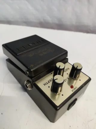 Pedal Boss CE-2B Bass Chorus