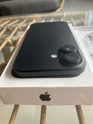 iPhone 16 Plus negro. NUEVO.
