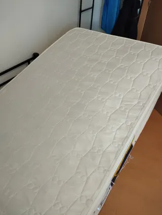 Colchón 90x190cm  Limpio como nuevo