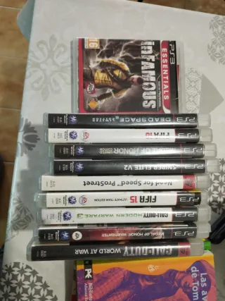 Lote Juegos PS3: Infamous, FIFA 15, Call of Duty