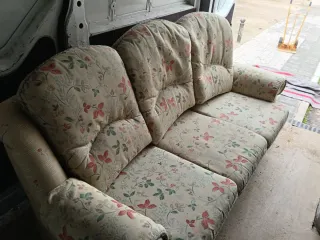 Sofá de 3 plazas con estampado floral