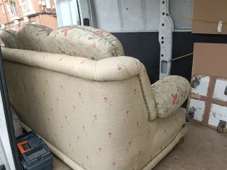 Sofá de 3 plazas con estampado floral