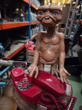 Figura ET Muñeco Coleccionista el extraterrestre