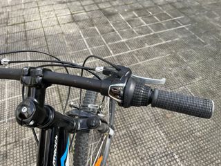 Bicicleta Specialized Hotrock Maestro