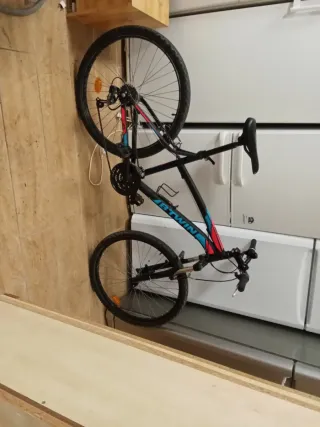 Bicicleta BTWIN Montaña