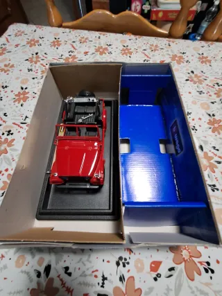 Bburago Jeep Wrangler 1980 modellino vintage