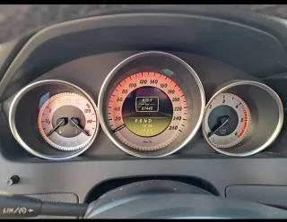 Mercedes-Benz Clase C 90 mil km 2012
