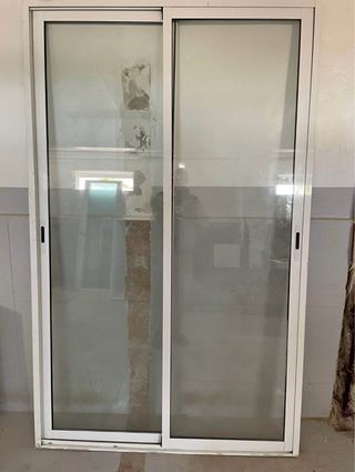 Balconera corredera de aluminio