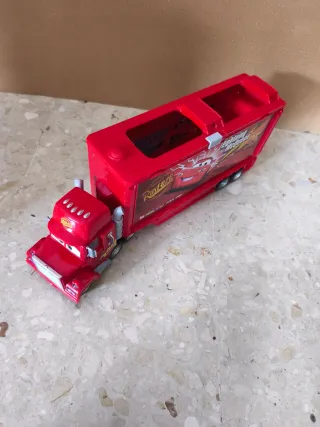 - Camión McQueen Cars Perfecto estado