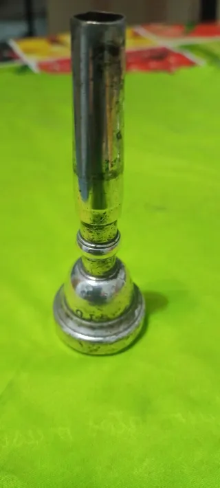 Boquilla trompeta antigua 1 1/2