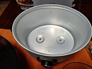 Slow Cooker Adler AD 6413 Capacità 5,8L