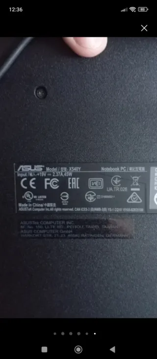 Portatile ASUS beige