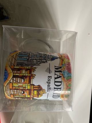 Lote Souvenirs Madrid: Tazas, llavero y más