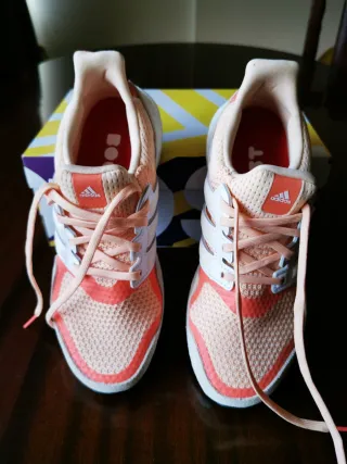 Zapatillas Adidas Talla 40 y 2/3