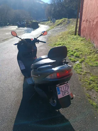 Suzuki Burgman 125