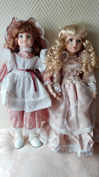 MUÑECA DE PORCELANA