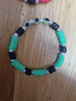 Pulseras de arcilla polimérica