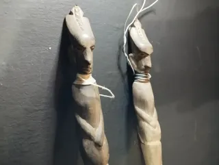 Set posate legno intagliato