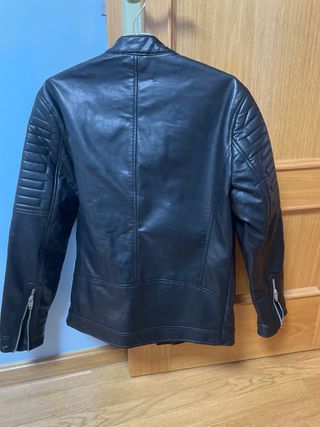 Chaqueta ZARA Cuero Negra Talla S