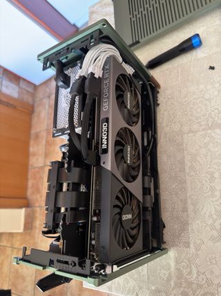 Scatola Fractal Design Terra Mini