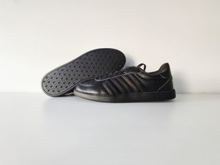 Adidas Velosamba Negras.