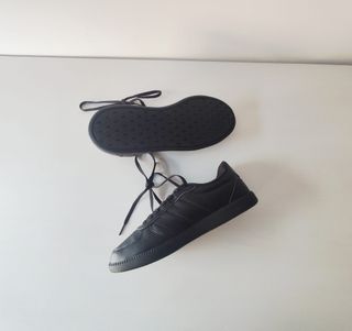 Adidas Velosamba Negras.