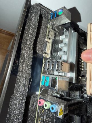 Kit componenti PC: scheda madre ASUS B650M-K, CPU AMD Ryzen 5 8600G, RAM 32GB DDR5, dissipatore Noctua