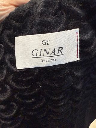 Chaqueta roja con pelo