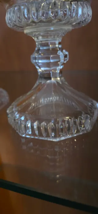 Bombonera de cristal tallado