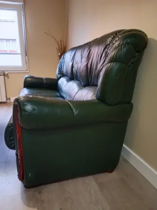 Sofá 3 plazas piel verde 1,85m x 85cm NO ENVIO.