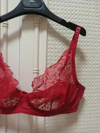 Reggiseno rosso pizzo lucido