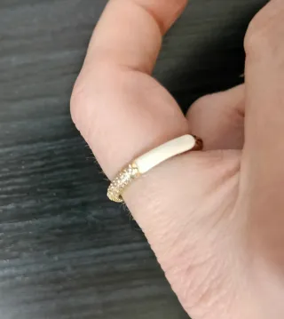 Pulsera perlas y anillo ajustable dorado