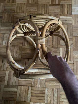 Taburete de mimbre / ratán redondo