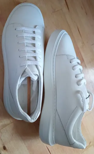 Zapatillas Massimo Dutti Piel Blancas.
